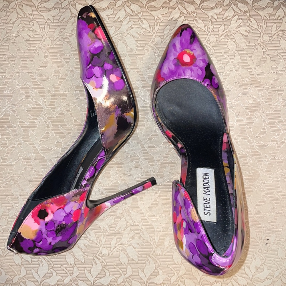 Floral Steve Madden heels - Picture 3 of 6